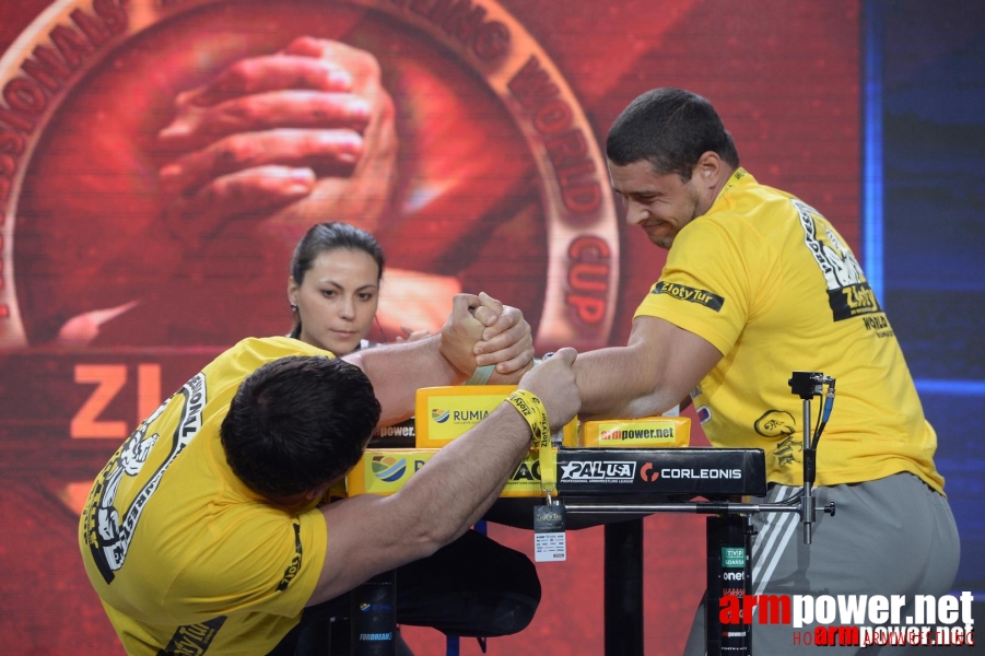 Zloty Tur 2015 by Mark Kazus - Left Hand # Siłowanie na ręce # Armwrestling # Armpower.net