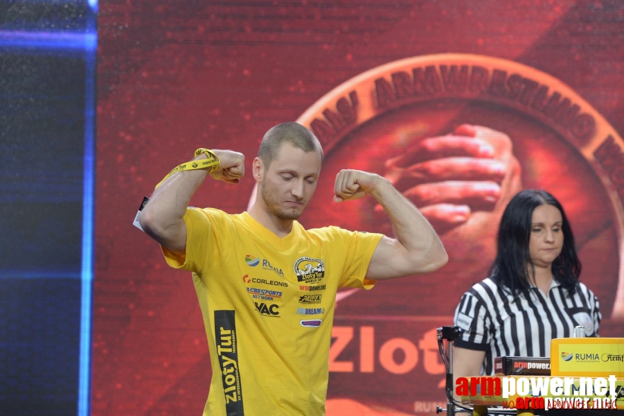 Zloty Tur 2015 by Mark Kazus - Left Hand # Siłowanie na ręce # Armwrestling # Armpower.net