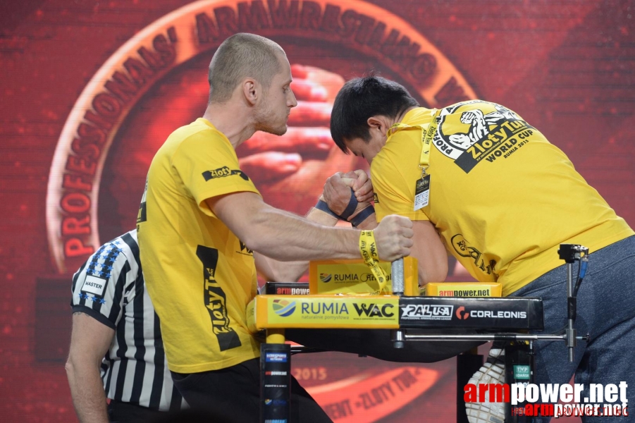 Zloty Tur 2015 by Mark Kazus - Left Hand # Siłowanie na ręce # Armwrestling # Armpower.net