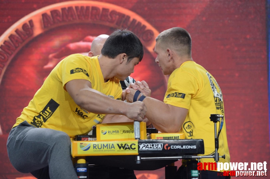 Zloty Tur 2015 by Mark Kazus - Left Hand # Siłowanie na ręce # Armwrestling # Armpower.net