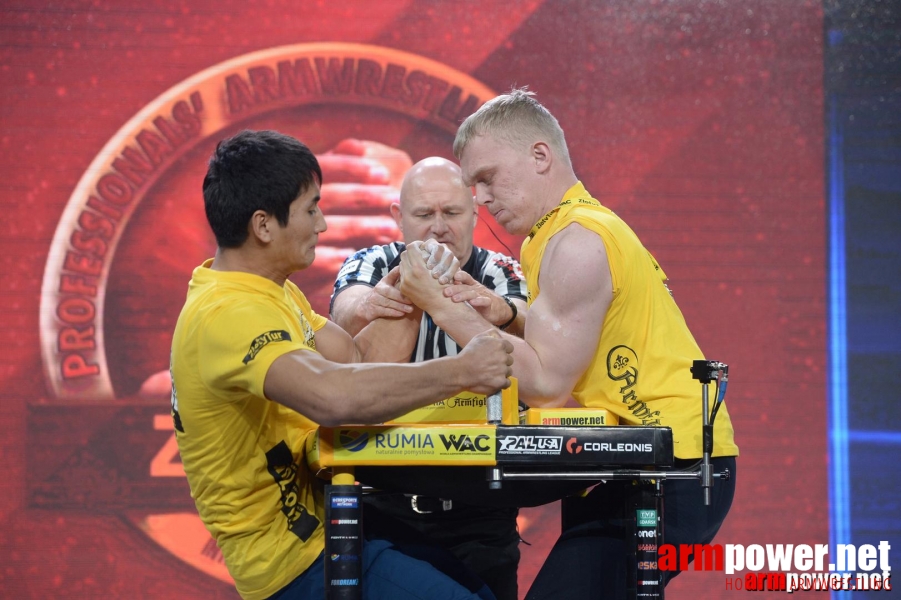 Zloty Tur 2015 by Mark Kazus - Left Hand # Siłowanie na ręce # Armwrestling # Armpower.net