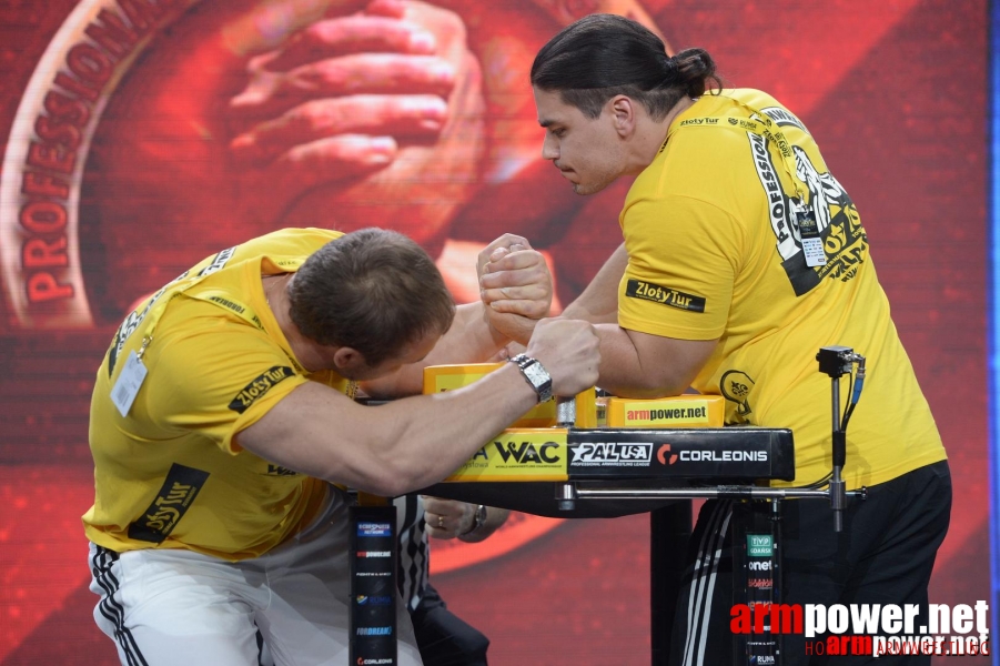 Zloty Tur 2015 by Mark Kazus - Left Hand # Siłowanie na ręce # Armwrestling # Armpower.net