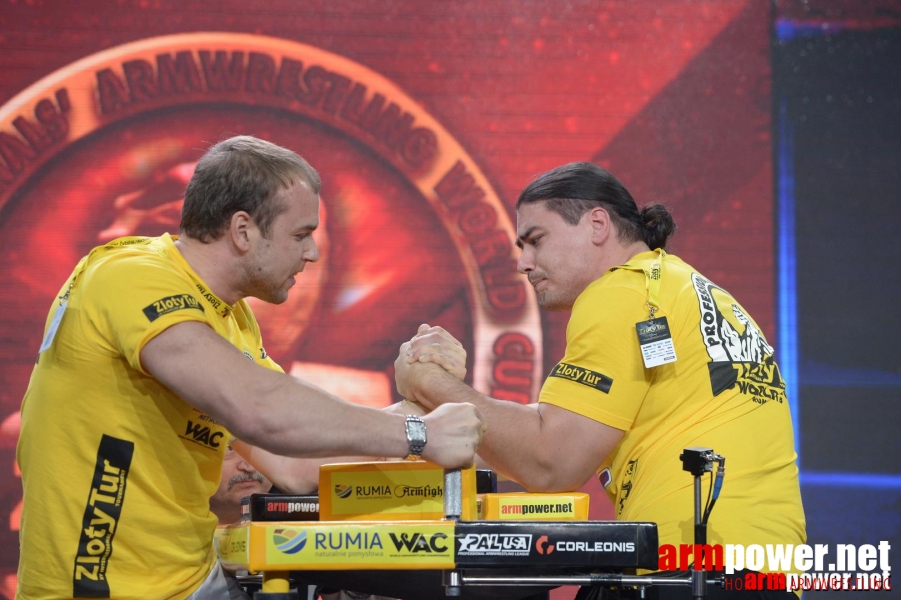 Zloty Tur 2015 by Mark Kazus - Left Hand # Siłowanie na ręce # Armwrestling # Armpower.net