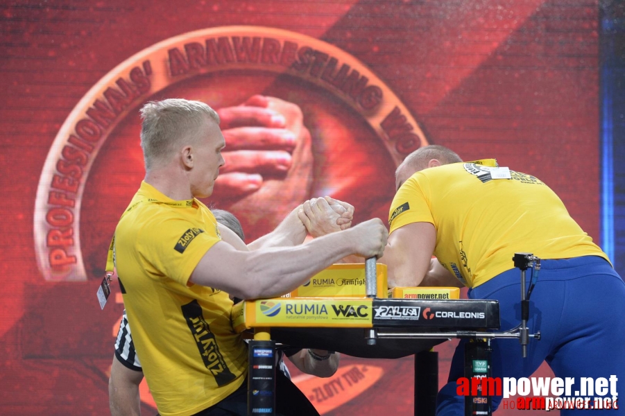 Zloty Tur 2015 by Mark Kazus - Left Hand # Siłowanie na ręce # Armwrestling # Armpower.net