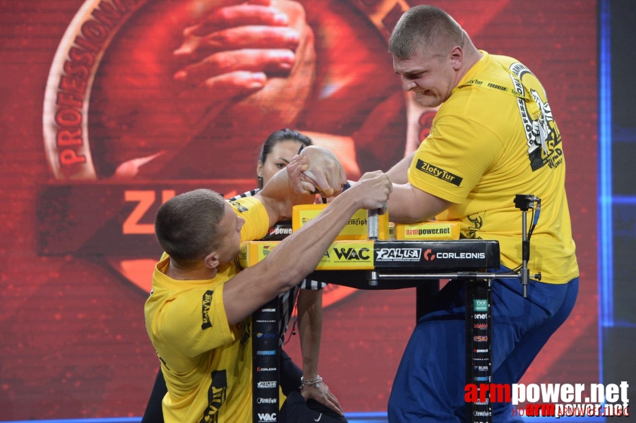 Zloty Tur 2015 by Mark Kazus - Left Hand # Siłowanie na ręce # Armwrestling # Armpower.net