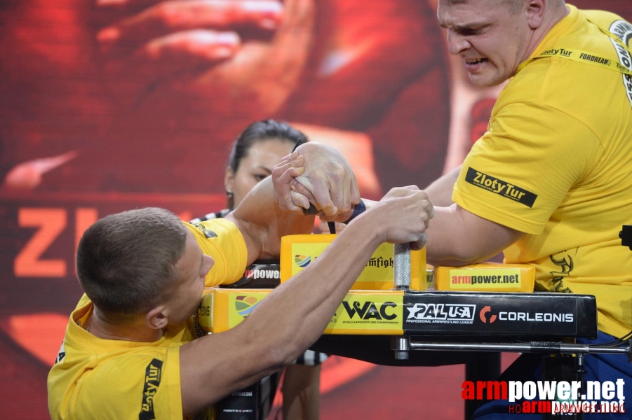 Zloty Tur 2015 by Mark Kazus - Left Hand # Siłowanie na ręce # Armwrestling # Armpower.net