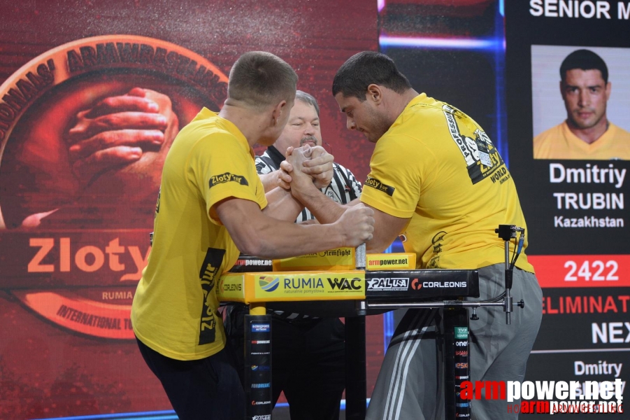 Zloty Tur 2015 by Mark Kazus - Left Hand # Siłowanie na ręce # Armwrestling # Armpower.net