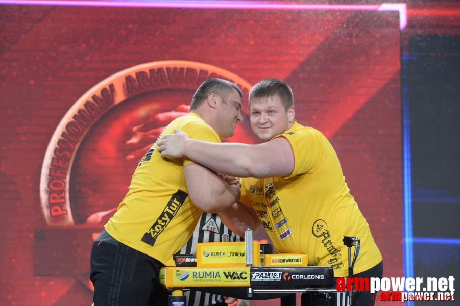 Zloty Tur 2015 by Mark Kazus - Left Hand # Siłowanie na ręce # Armwrestling # Armpower.net