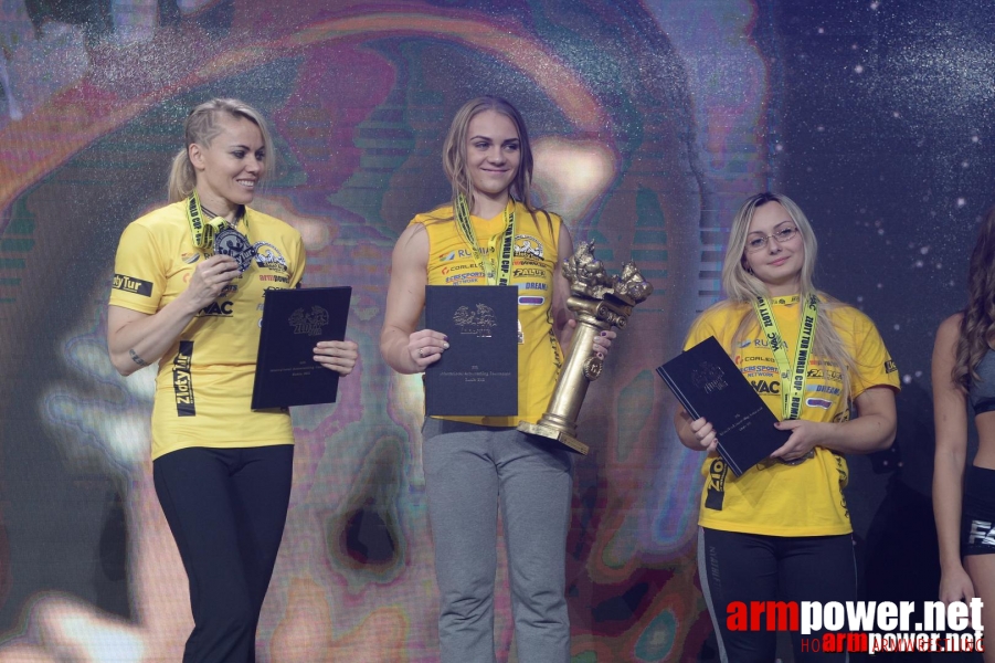 Zloty Tur 2015 by Mark Kazus - Left Hand # Siłowanie na ręce # Armwrestling # Armpower.net