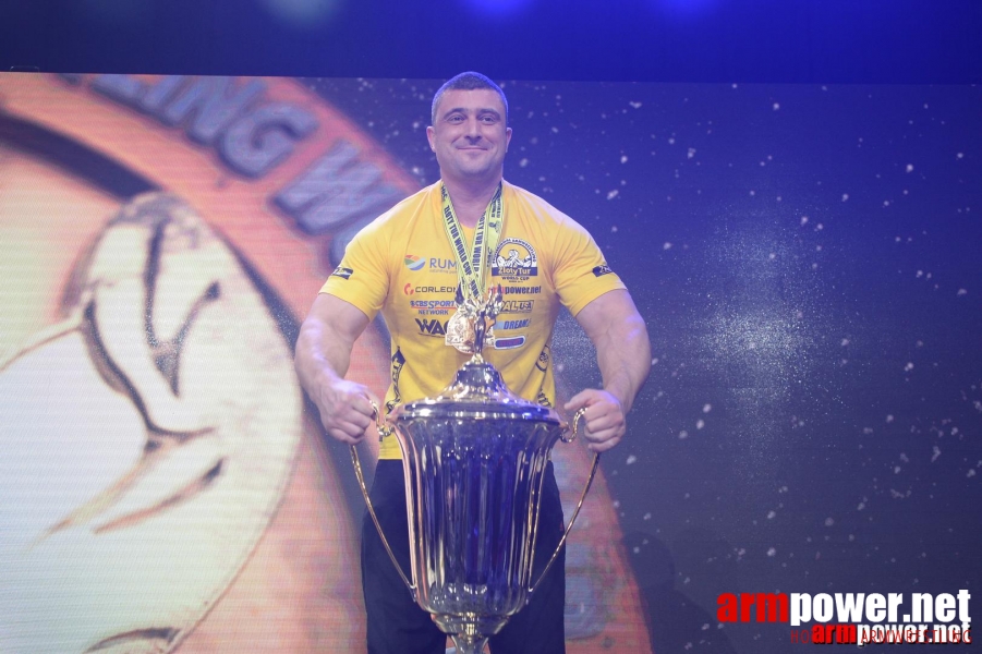 Zloty Tur 2015 by Mark Kazus - Left Hand # Siłowanie na ręce # Armwrestling # Armpower.net