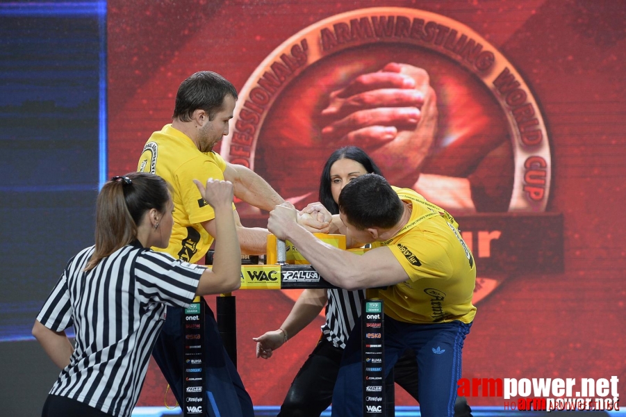 Zloty Tur 2015 by Mark Kazus - Right Hand # Siłowanie na ręce # Armwrestling # Armpower.net