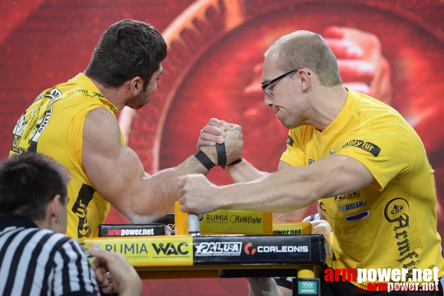 Zloty Tur 2015 by Mark Kazus - Right Hand # Armwrestling # Armpower.net