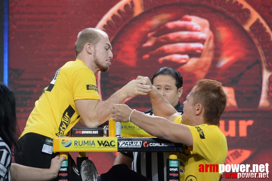 Zloty Tur 2015 by Mark Kazus - Right Hand # Siłowanie na ręce # Armwrestling # Armpower.net