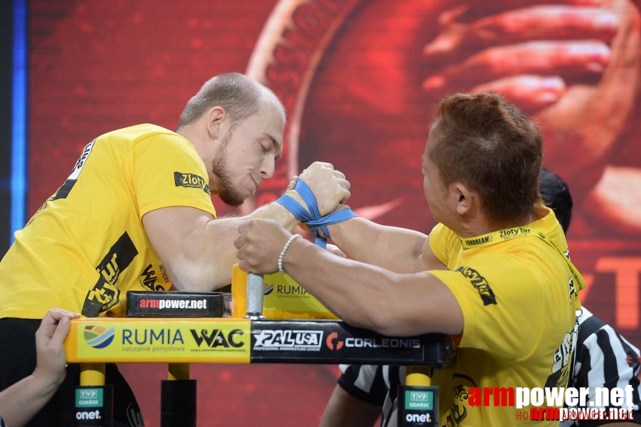 Zloty Tur 2015 by Mark Kazus - Right Hand # Armwrestling # Armpower.net