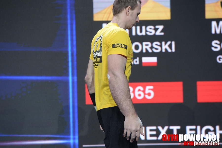 Zloty Tur 2015 by Mark Kazus - Right Hand # Armwrestling # Armpower.net