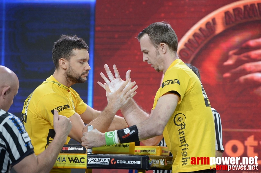 Zloty Tur 2015 by Mark Kazus - Right Hand # Armwrestling # Armpower.net