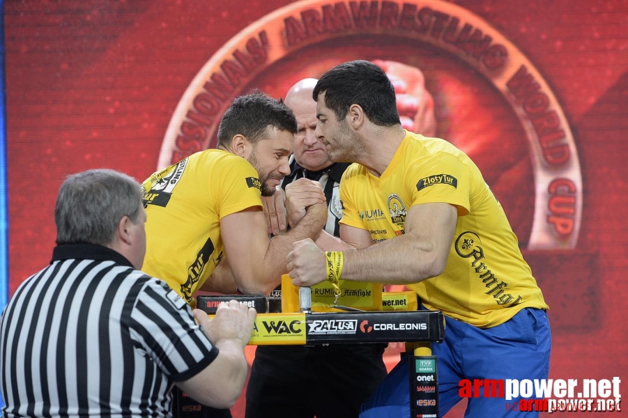 Zloty Tur 2015 by Mark Kazus - Right Hand # Armwrestling # Armpower.net