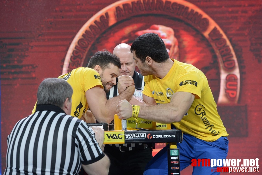 Zloty Tur 2015 by Mark Kazus - Right Hand # Armwrestling # Armpower.net