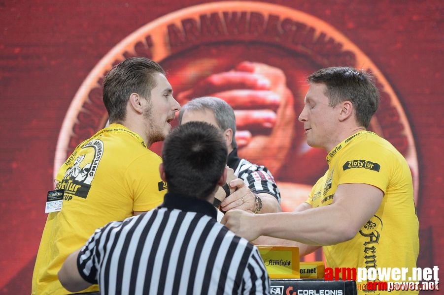 Zloty Tur 2015 by Mark Kazus - Right Hand # Armwrestling # Armpower.net