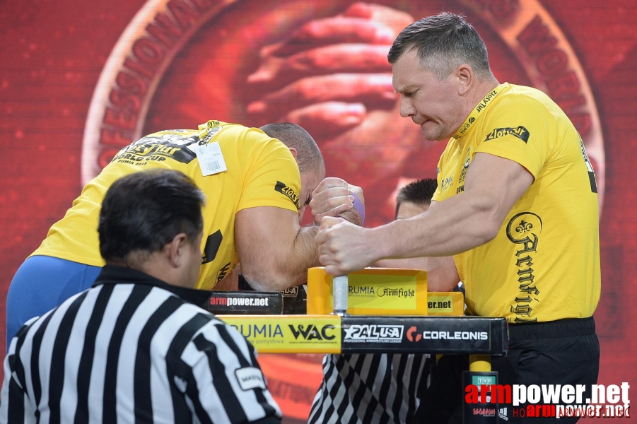 Zloty Tur 2015 by Mark Kazus - Right Hand # Siłowanie na ręce # Armwrestling # Armpower.net