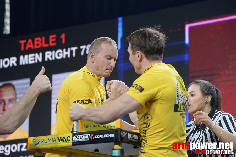 Zloty Tur 2015 by Mark Kazus - Right Hand # Siłowanie na ręce # Armwrestling # Armpower.net