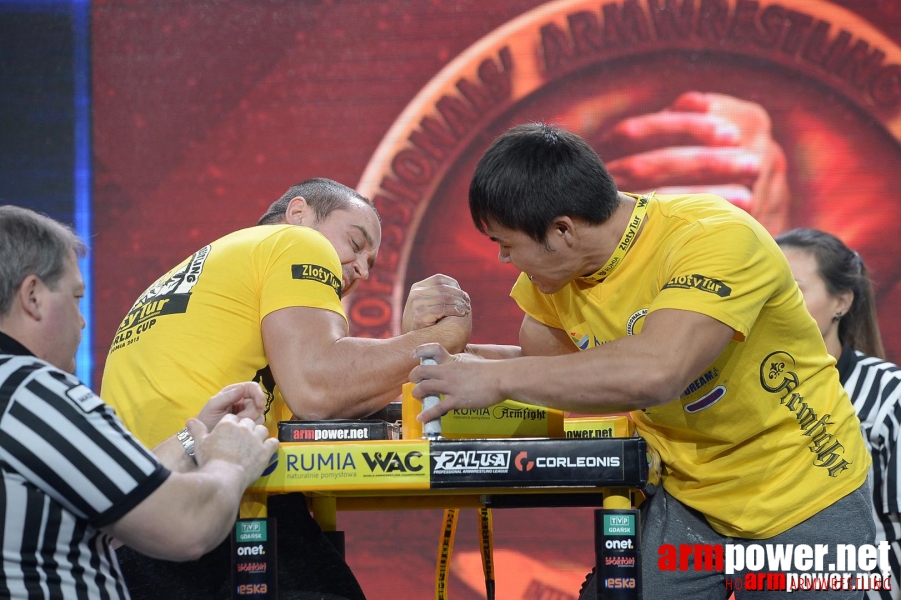 Zloty Tur 2015 by Mark Kazus - Right Hand # Armwrestling # Armpower.net