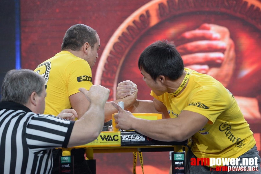 Zloty Tur 2015 by Mark Kazus - Right Hand # Siłowanie na ręce # Armwrestling # Armpower.net