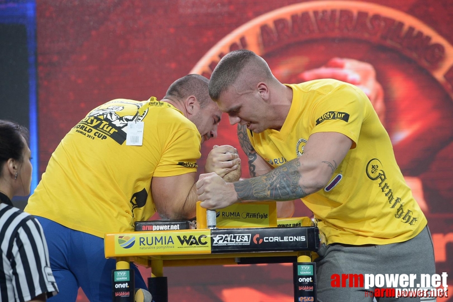 Zloty Tur 2015 by Mark Kazus - Right Hand # Siłowanie na ręce # Armwrestling # Armpower.net