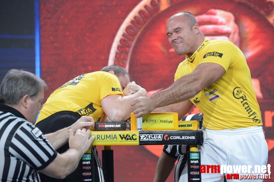 Zloty Tur 2015 by Mark Kazus - Right Hand # Siłowanie na ręce # Armwrestling # Armpower.net