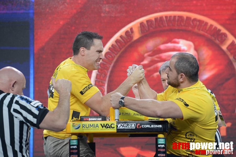 Zloty Tur 2015 by Mark Kazus - Right Hand # Siłowanie na ręce # Armwrestling # Armpower.net