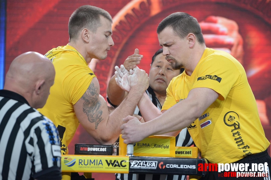 Zloty Tur 2015 by Mark Kazus - Right Hand # Siłowanie na ręce # Armwrestling # Armpower.net