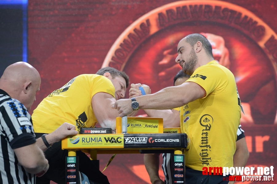 Zloty Tur 2015 by Mark Kazus - Right Hand # Armwrestling # Armpower.net