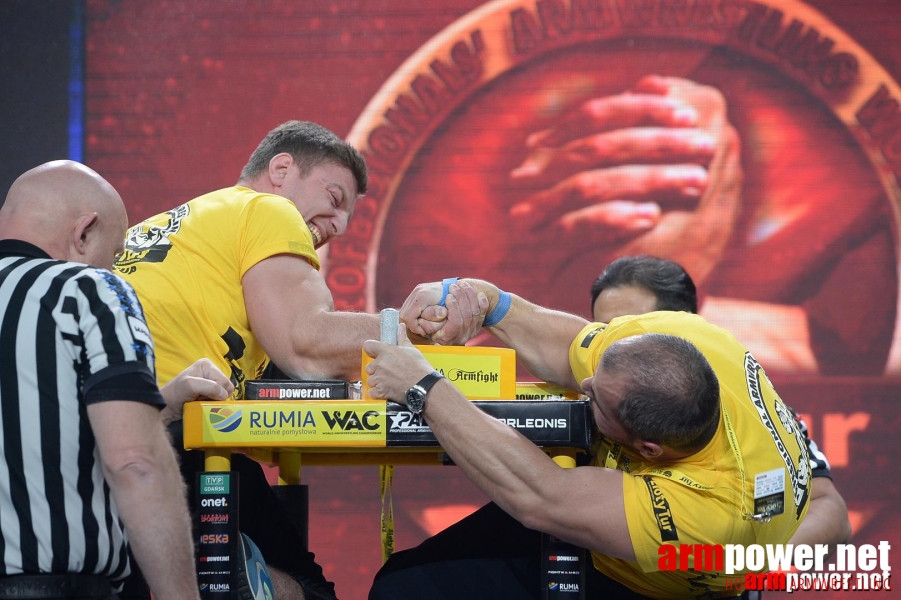 Zloty Tur 2015 by Mark Kazus - Right Hand # Siłowanie na ręce # Armwrestling # Armpower.net