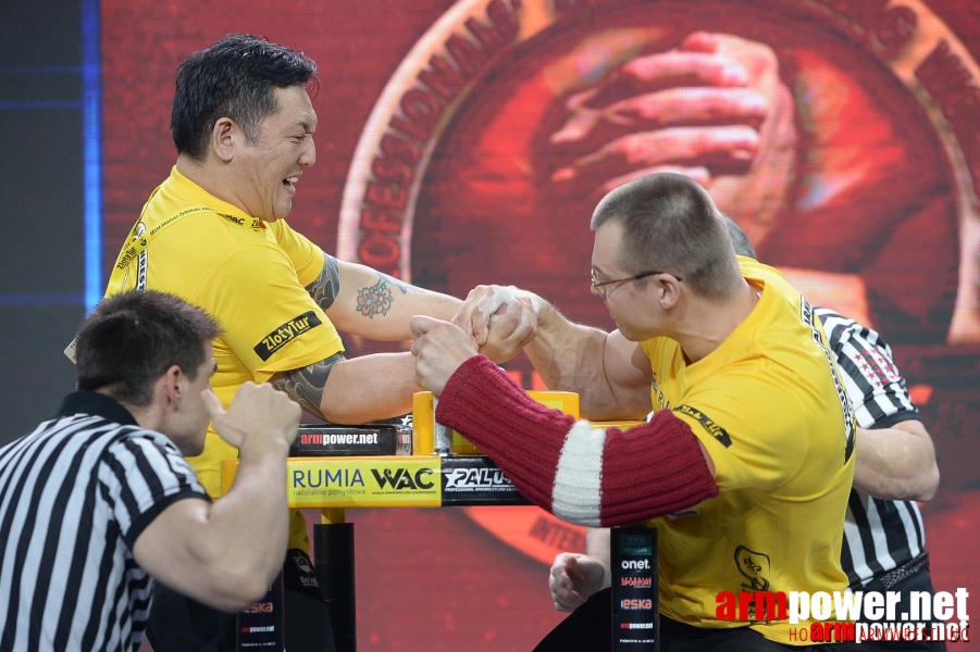 Zloty Tur 2015 by Mark Kazus - Right Hand # Armwrestling # Armpower.net