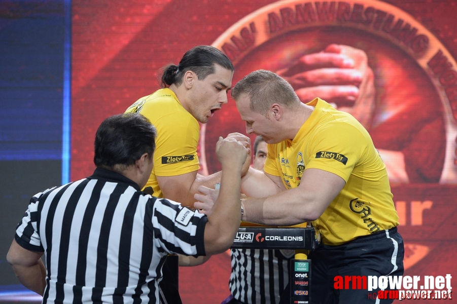 Zloty Tur 2015 by Mark Kazus - Right Hand # Armwrestling # Armpower.net