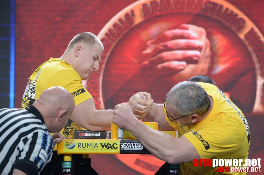 Zloty Tur 2015 by Mark Kazus - Right Hand # Siłowanie na ręce # Armwrestling # Armpower.net