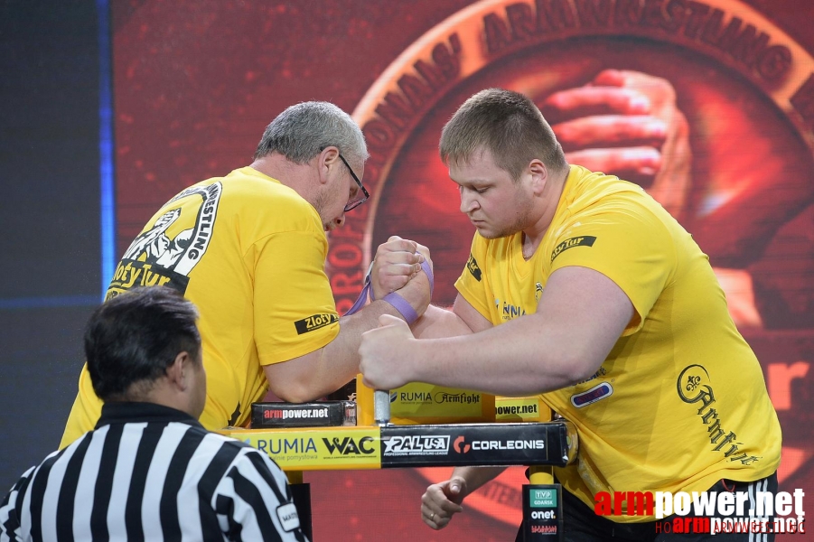 Zloty Tur 2015 by Mark Kazus - Right Hand # Siłowanie na ręce # Armwrestling # Armpower.net