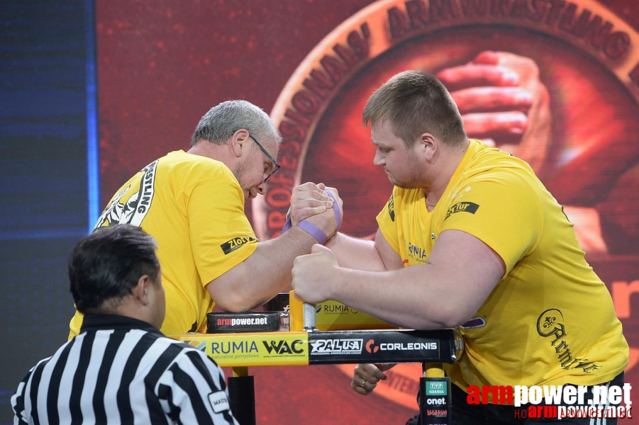 Zloty Tur 2015 by Mark Kazus - Right Hand # Siłowanie na ręce # Armwrestling # Armpower.net