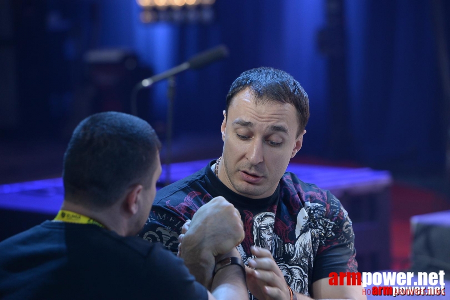 Zloty Tur 2015 by Mark Kazus - Right Hand # Siłowanie na ręce # Armwrestling # Armpower.net