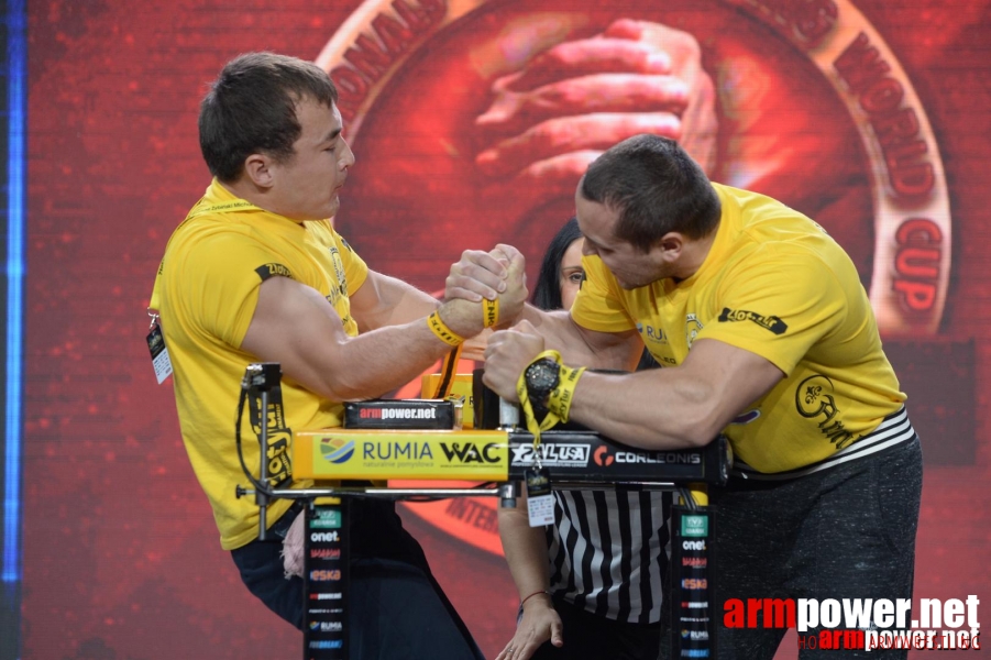 Zloty Tur 2015 by Mark Kazus - Right Hand # Siłowanie na ręce # Armwrestling # Armpower.net