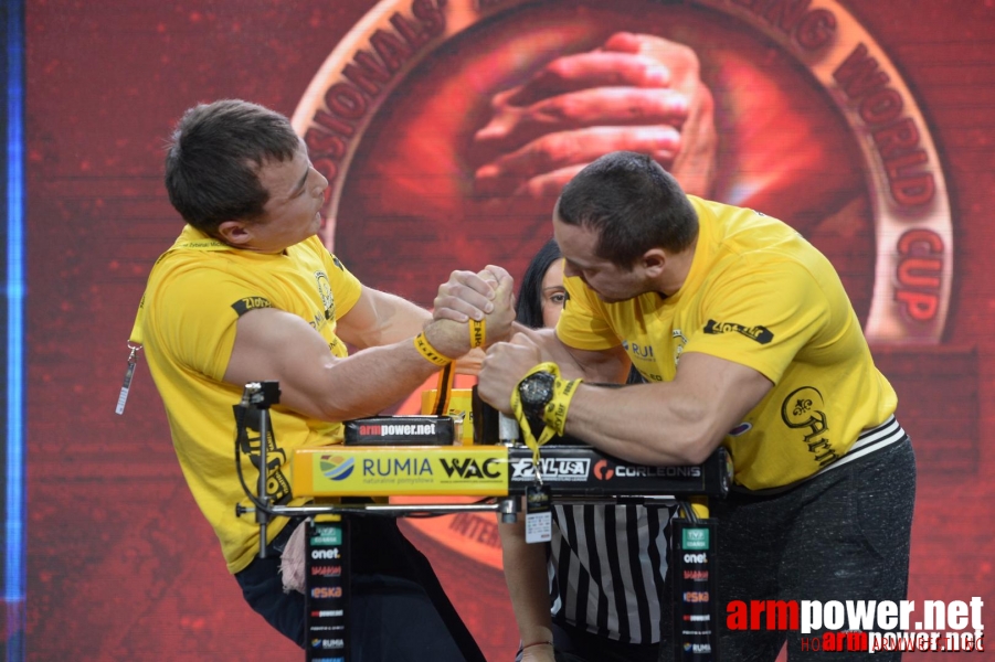 Zloty Tur 2015 by Mark Kazus - Right Hand # Armwrestling # Armpower.net