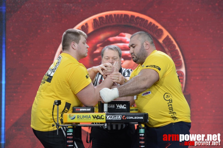 Zloty Tur 2015 by Mark Kazus - Right Hand # Siłowanie na ręce # Armwrestling # Armpower.net