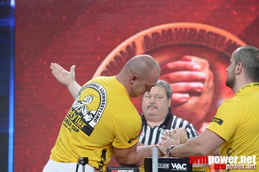 Zloty Tur 2015 by Mark Kazus - Right Hand # Siłowanie na ręce # Armwrestling # Armpower.net