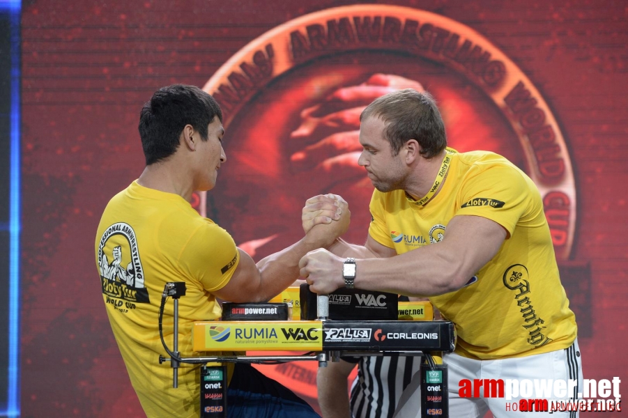 Zloty Tur 2015 by Mark Kazus - Right Hand # Siłowanie na ręce # Armwrestling # Armpower.net