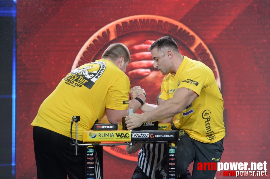 Zloty Tur 2015 by Mark Kazus - Right Hand # Siłowanie na ręce # Armwrestling # Armpower.net