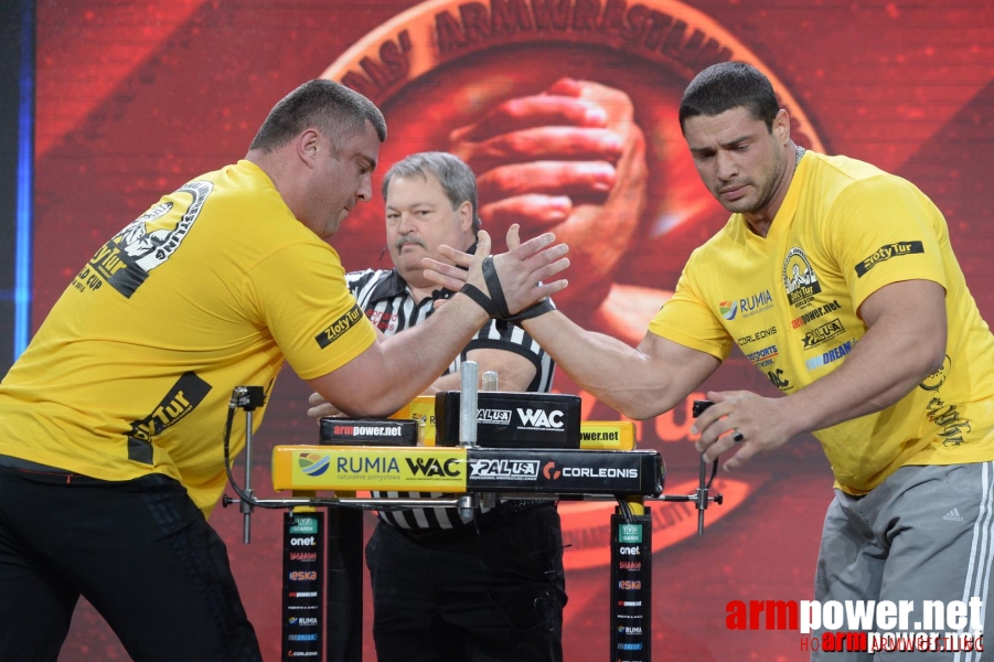 Zloty Tur 2015 by Mark Kazus - Right Hand # Armwrestling # Armpower.net