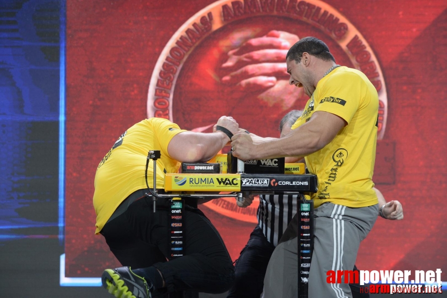 Zloty Tur 2015 by Mark Kazus - Right Hand # Siłowanie na ręce # Armwrestling # Armpower.net