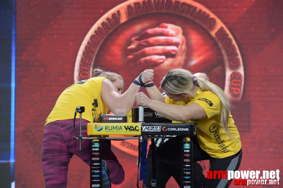 Zloty Tur 2015 by Mark Kazus - Right Hand # Armwrestling # Armpower.net