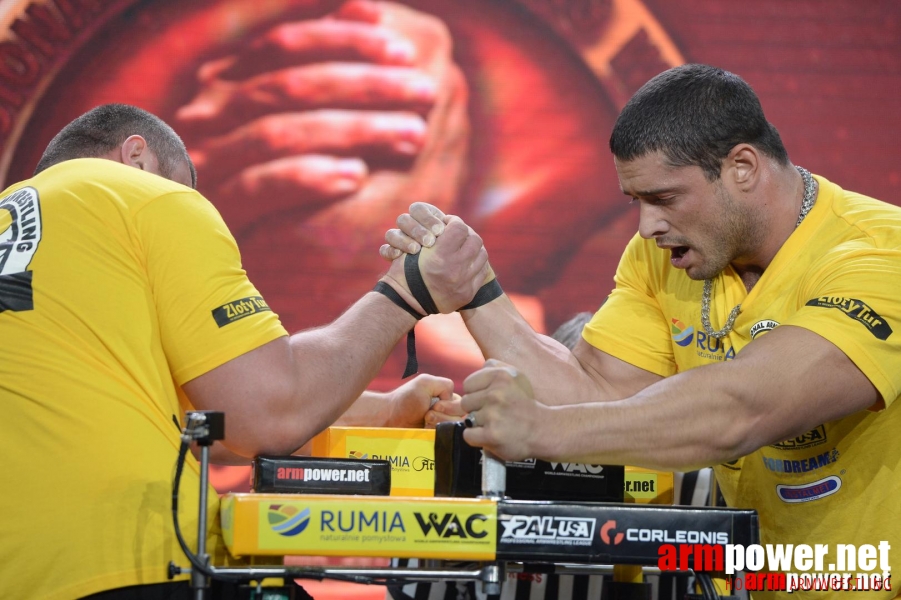 Zloty Tur 2015 by Mark Kazus - Right Hand # Siłowanie na ręce # Armwrestling # Armpower.net