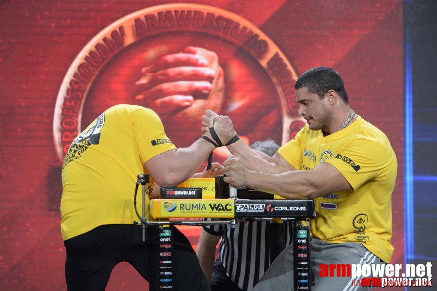 Zloty Tur 2015 by Mark Kazus - Right Hand # Siłowanie na ręce # Armwrestling # Armpower.net